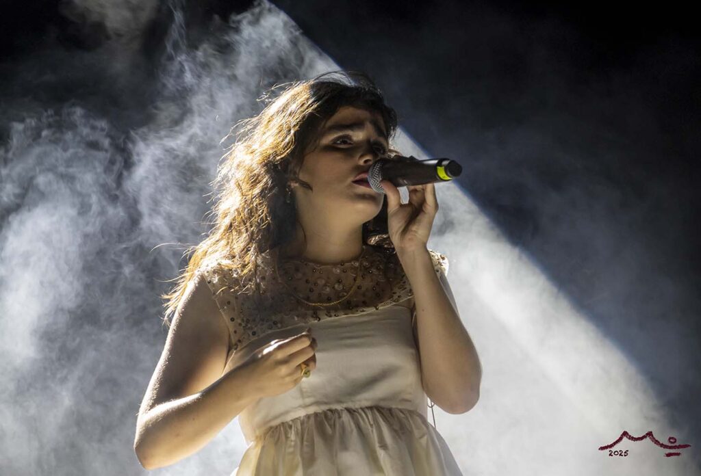 Concert de La Maria al Castellum Fractum de Sant Julià de Ramis (Gironès)