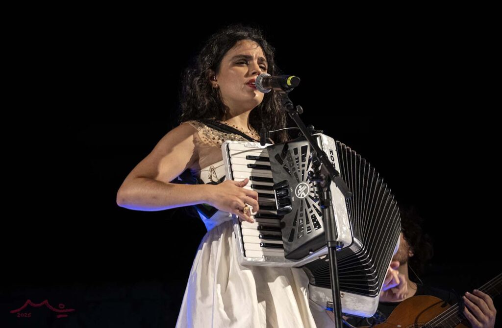 Concert de La Maria al Castellum Fractum de Sant Julià de Ramis (Gironès)